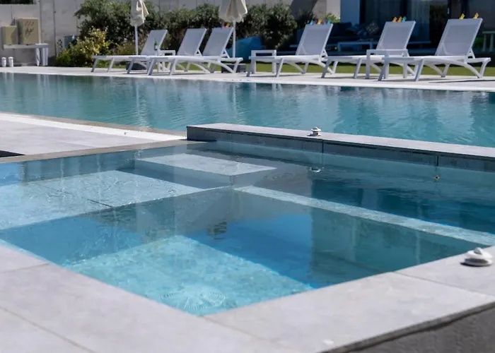 Ramann, Rhodes * Fánai