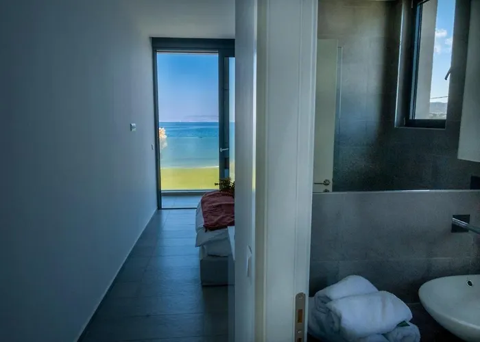 Ramann, Rhodes Villa