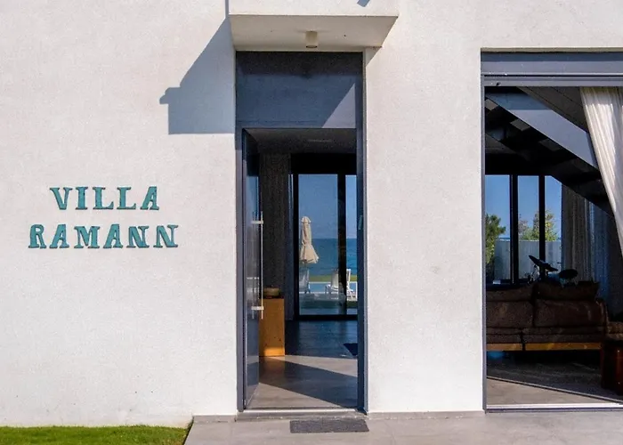 Ramann, Rhodes Villa